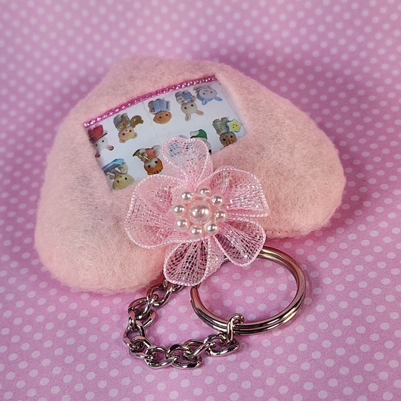 🎨 Flocked Animal Baby Band Pink Heart Plush Keychain - Picture 4 of 6